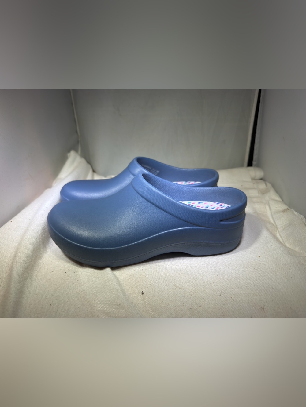 PreOwned Dansko Blue Clogs  Women's 38 7.5-8 US
